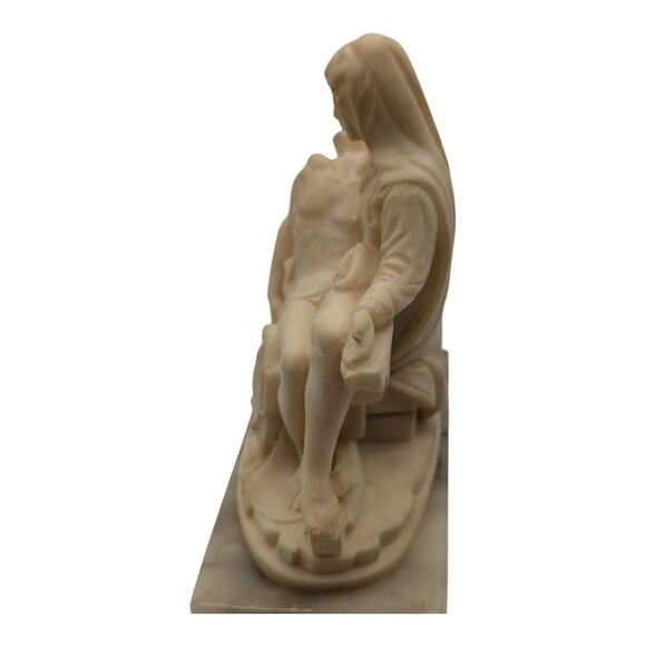 Vintage Pieta Mary & Jesus Resin Figurine With Marble Base Religious Sculpture - Picture 10 of 14